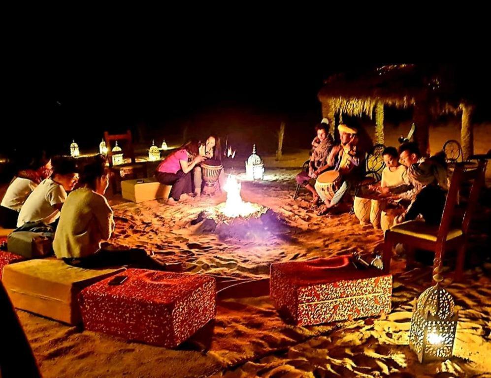 Hotel Sahara Safari Camp à Merzouga Extérieur photo